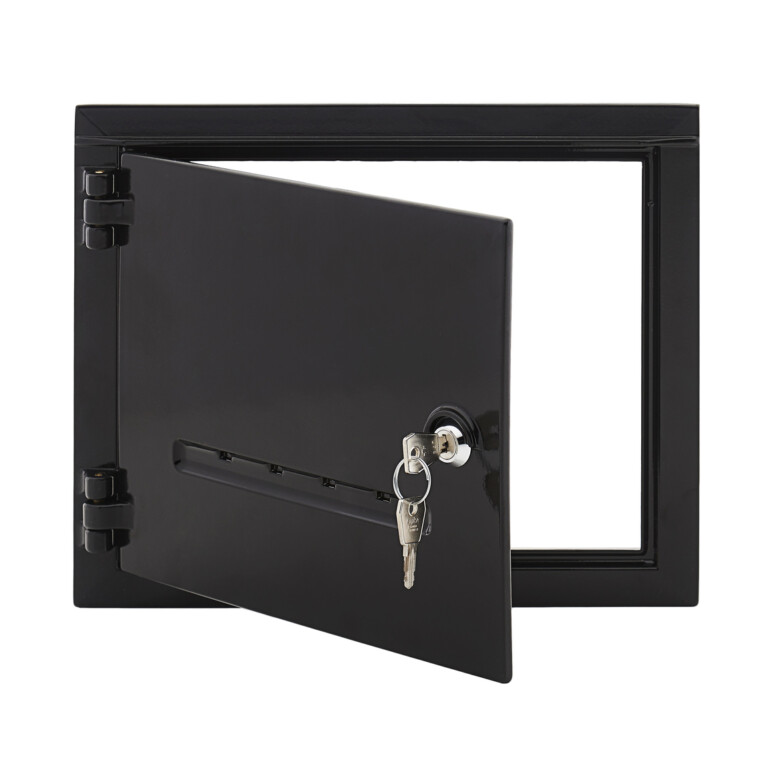 Door aluminum 25 x 30 cm black